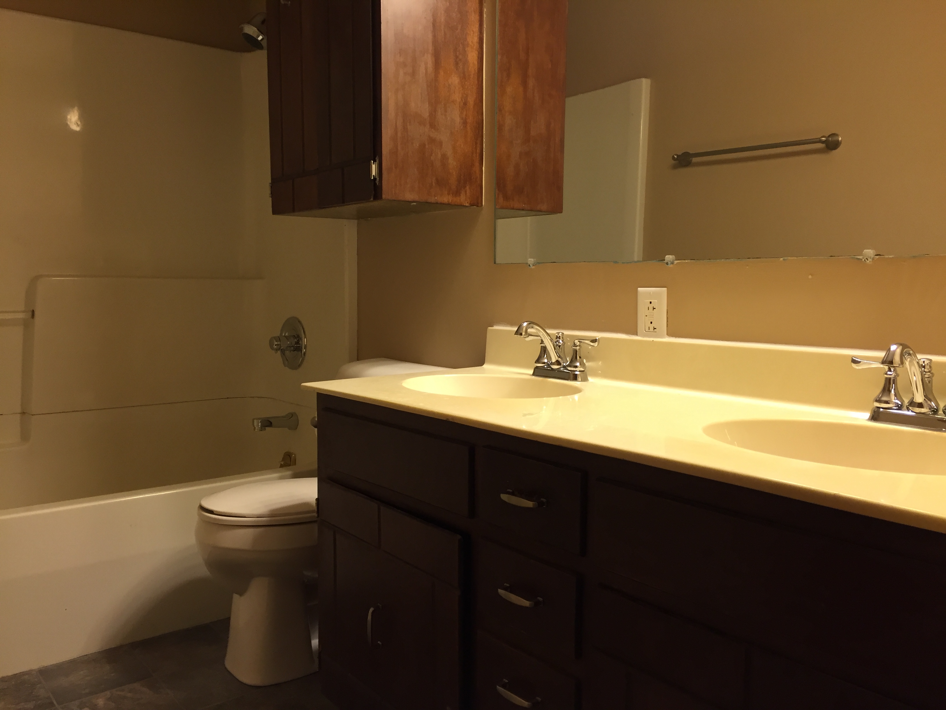 Conrad House Real Estate 105 Duesenberg SulenticFischels